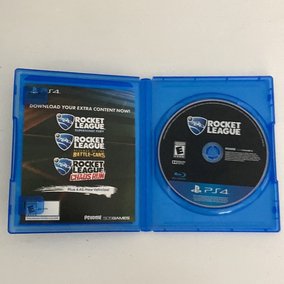 PS4 Rocket League COLLECTORS EDITION - Picture 2 of 3